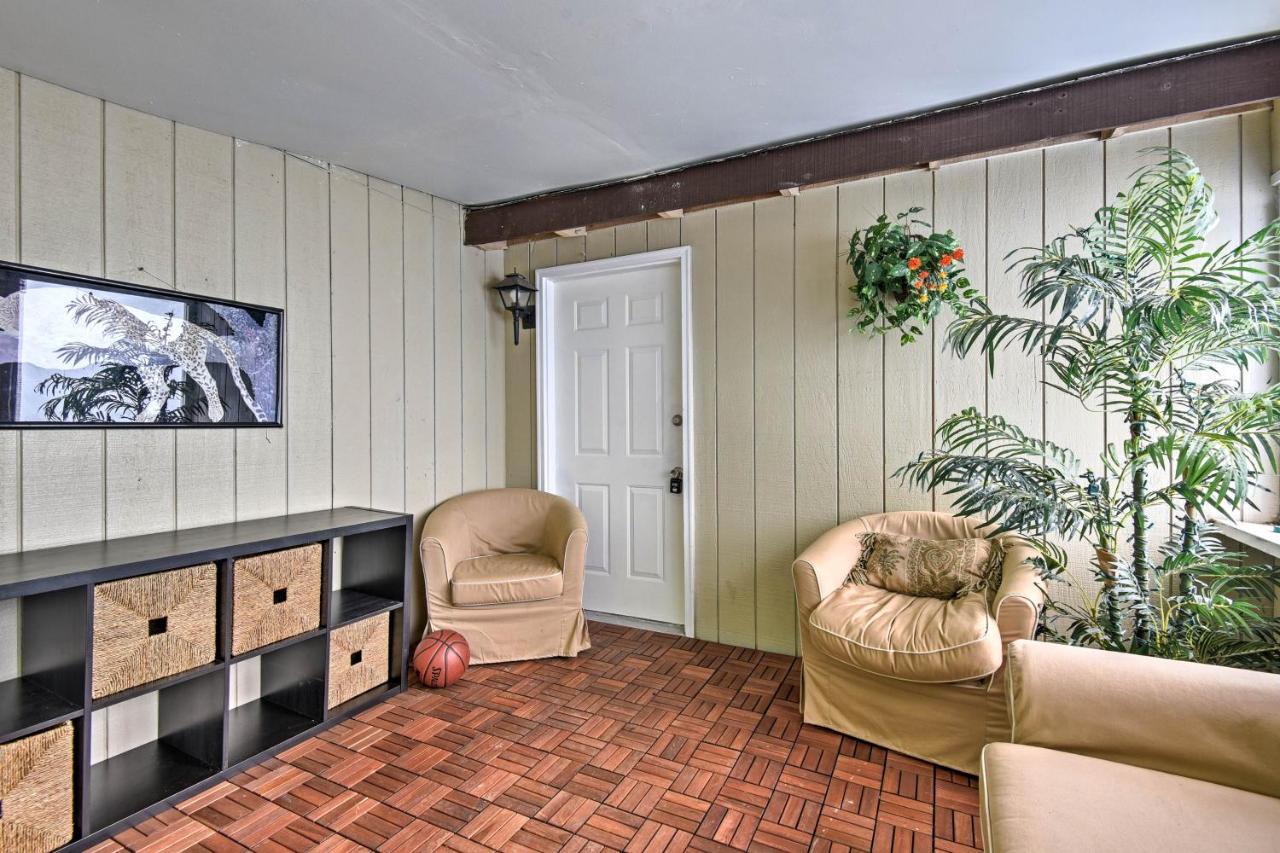 Cozy Arrowhead Lake Home With Sunroom And Pool Access! Pocono Lake Екстериор снимка