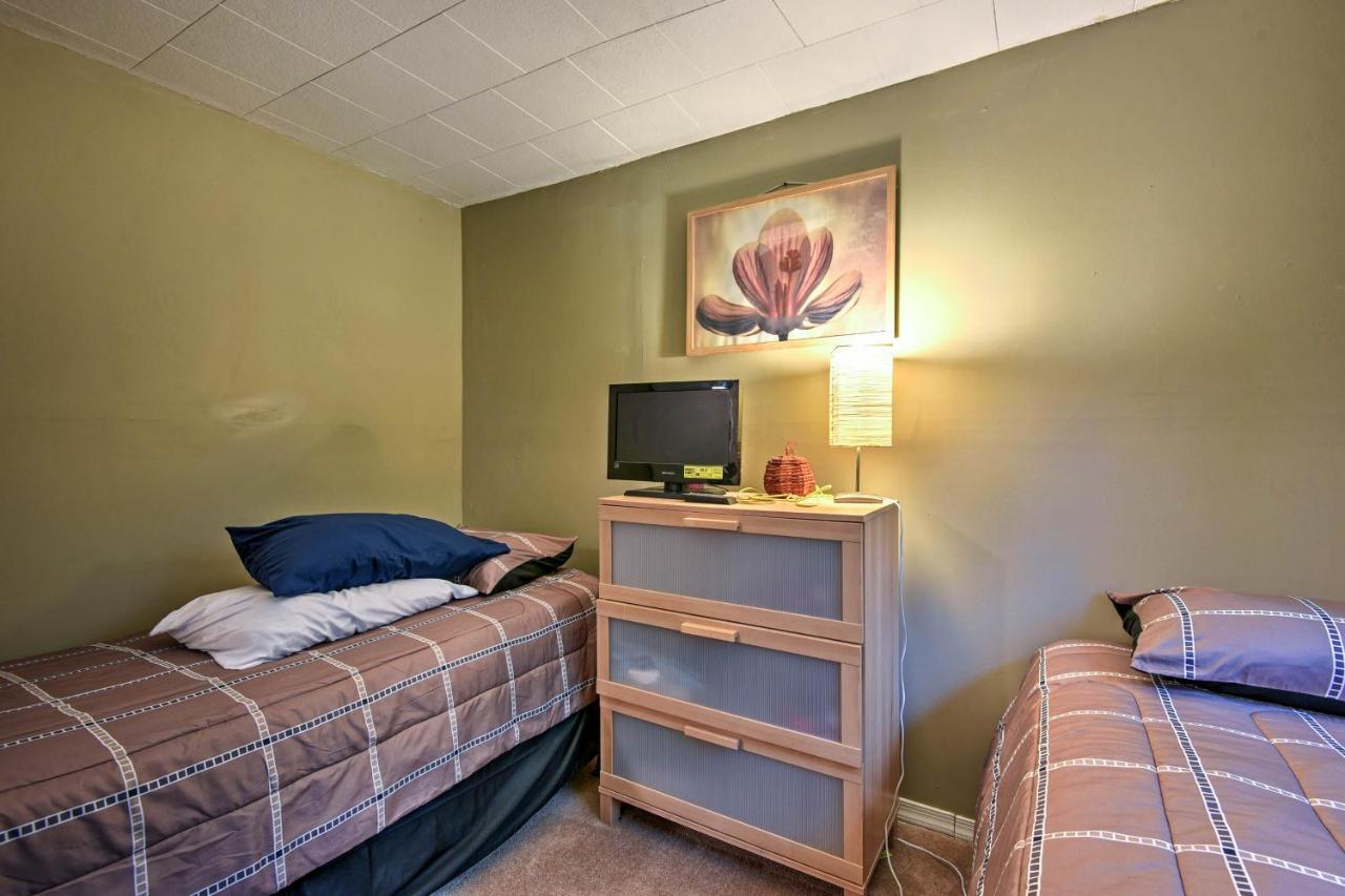 Cozy Arrowhead Lake Home With Sunroom And Pool Access! Pocono Lake Екстериор снимка